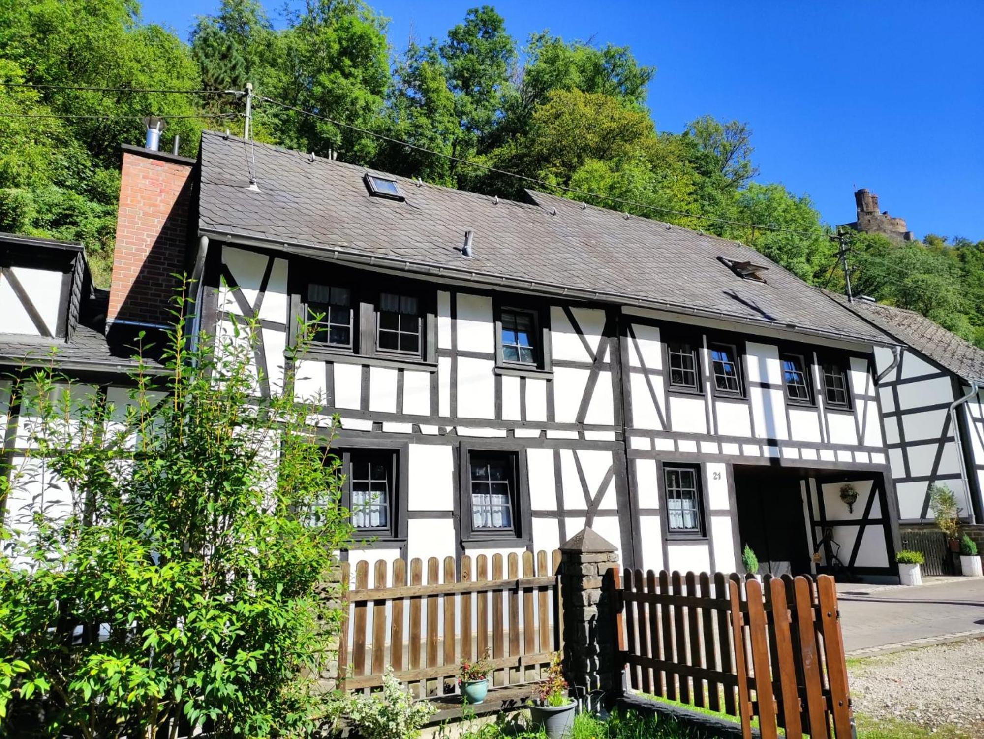 Ferienwohnung 'Unter Der Burg' Brodenbach Zewnętrze zdjęcie
